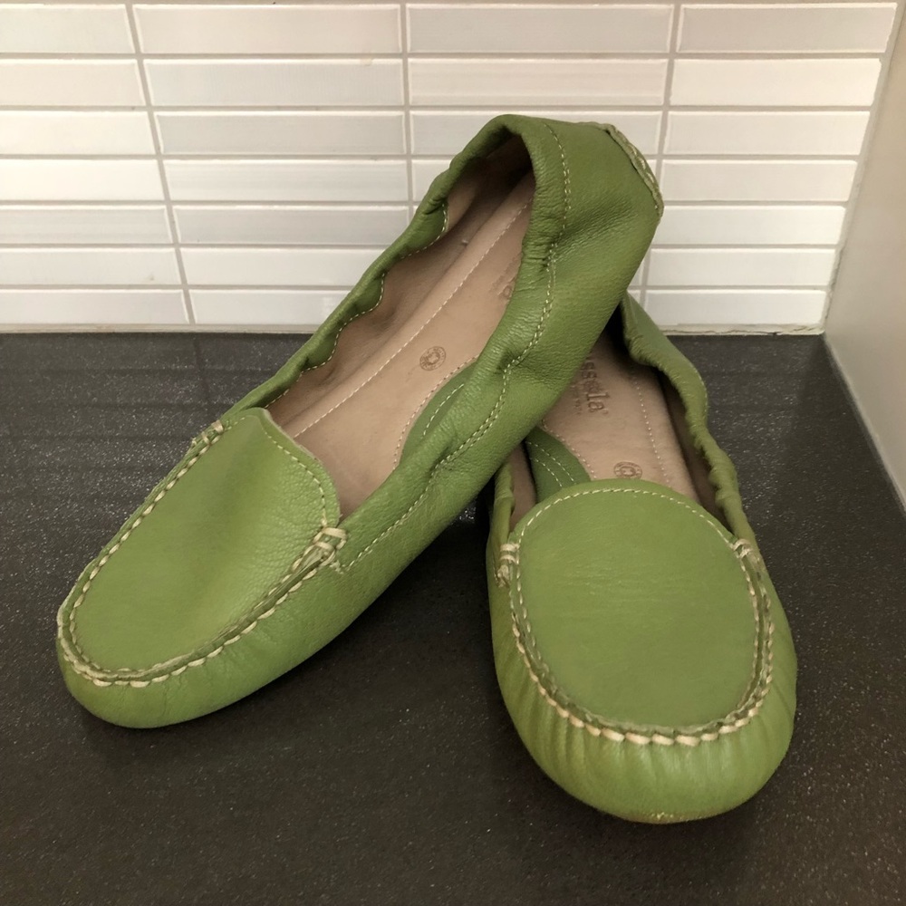 Bussola Mallorca women’s Grass Green Moccasin Loafers